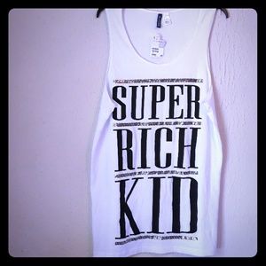 DIVIDED SLEEVELESS  SHIRT SIZE M